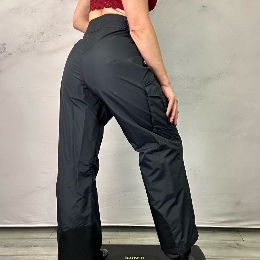 Columbia thin windbreaker pants warm skiing snowboarding